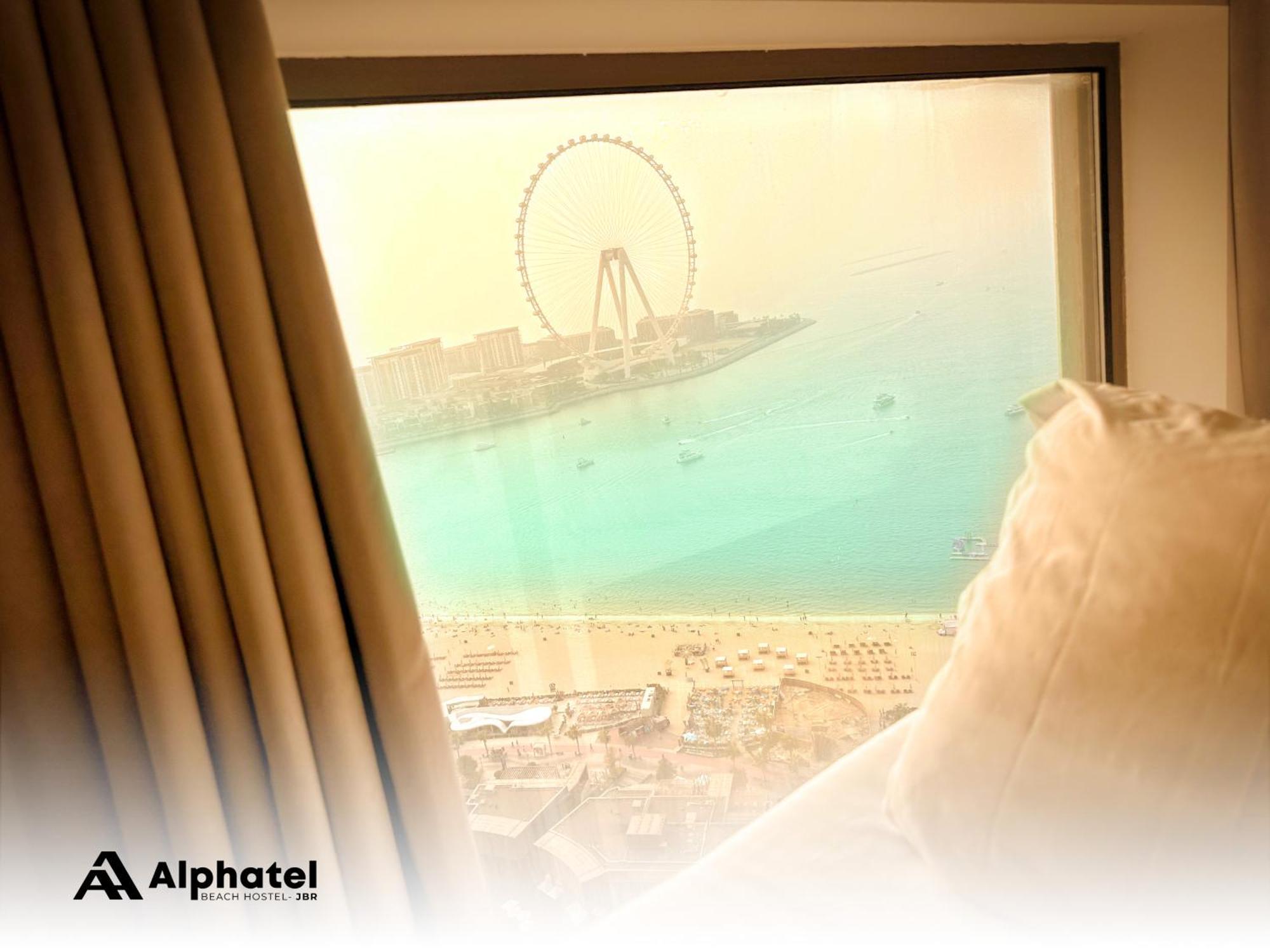 Alphatel Beach Hostel Jbr Dubái Exterior foto